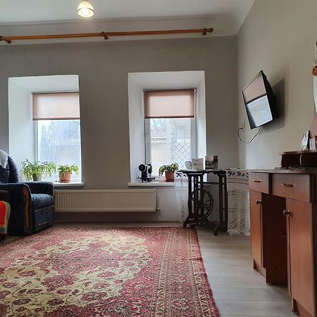 Authentic Apartment In The Centre Кишинев Екстериор снимка