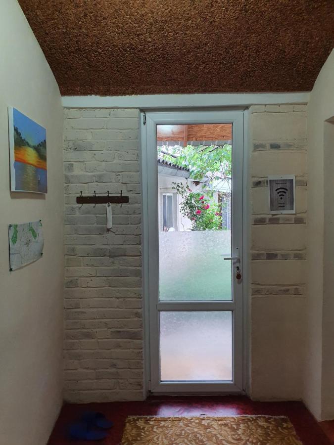 Authentic Apartment In The Centre Кишинев Екстериор снимка